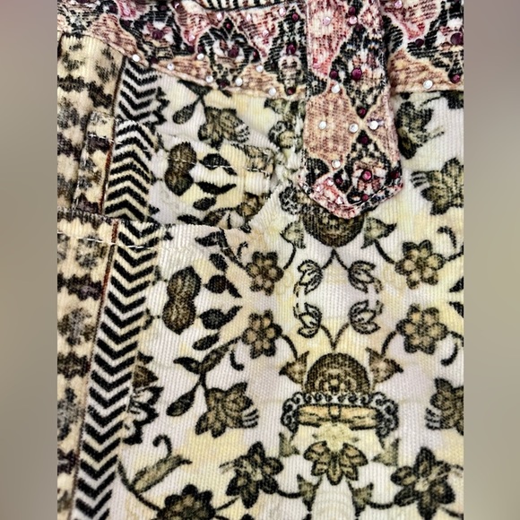 🌸 Camilla Soul Sisters Cordroy Stretch Flared Trouser Small - Picture 9 of 13